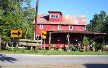 sheds-640x480-97846953.jpeg