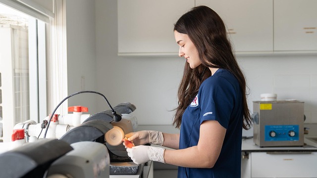Transform Your Smile, Save Big: Leamington’s Top Denture Repair