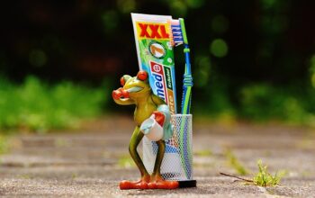 dental-cleaning-640x480-72783891.jpeg