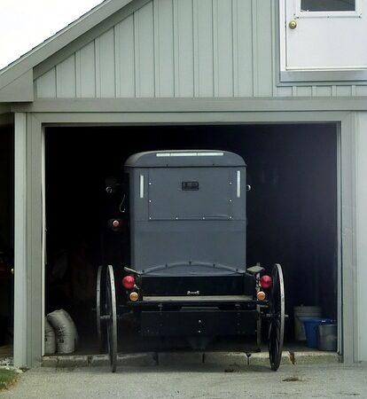 garage-floor-epoxy-640x480-22394885.jpeg