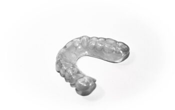implant-dentures-640x480-18367847.jpeg
