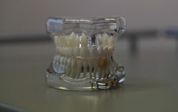 natural-looking-dentures-640x480-45447818.jpeg
