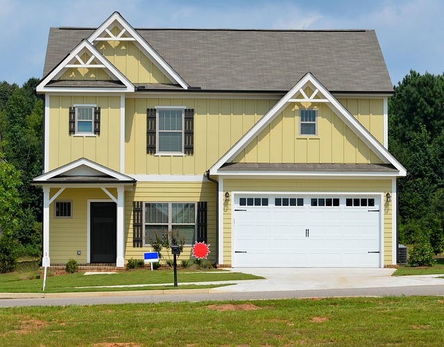 Save Money Now: Expert Garage Door Installation at Unbeatable Prices