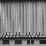 residential-garage-door-640x480-25353050.jpeg