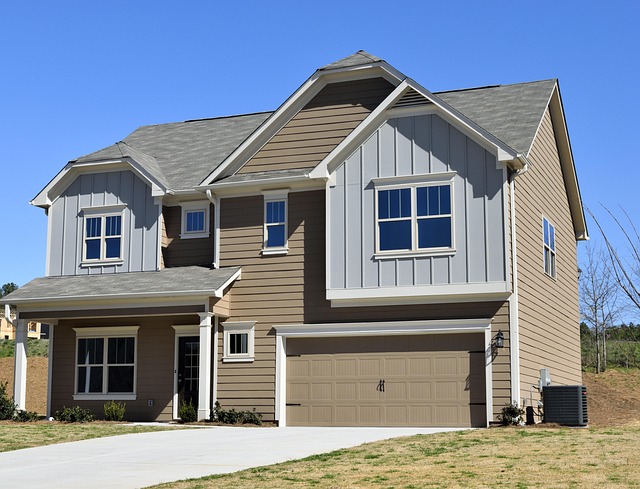 Leamington’s Top Garage Door Experts: Free Install, Big Savings!