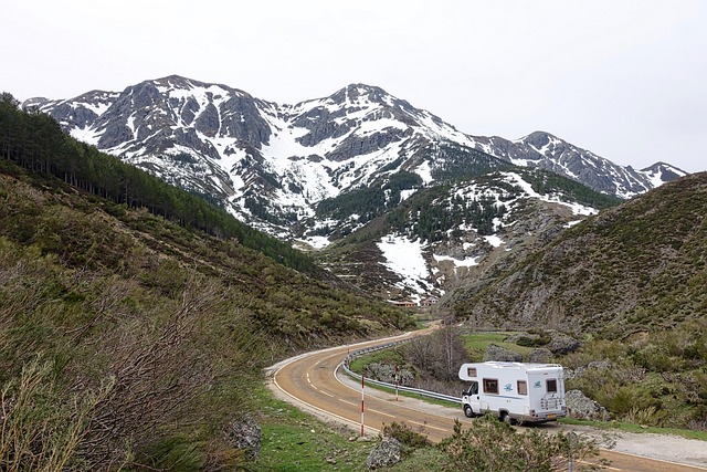 rv-camping-640x480-54485188.jpeg