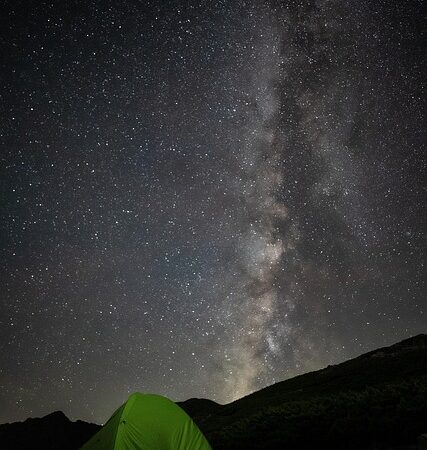 rv-camping-640x480-55011240.jpeg
