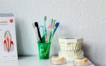 dental-crowns-640x480-61644854.jpeg