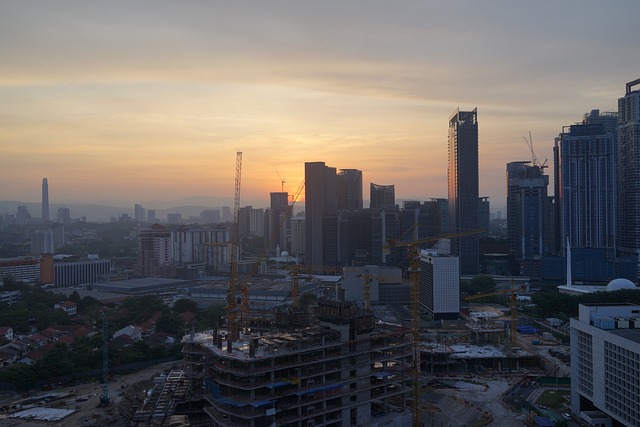 landscape-construction-640x480-28135538.jpeg