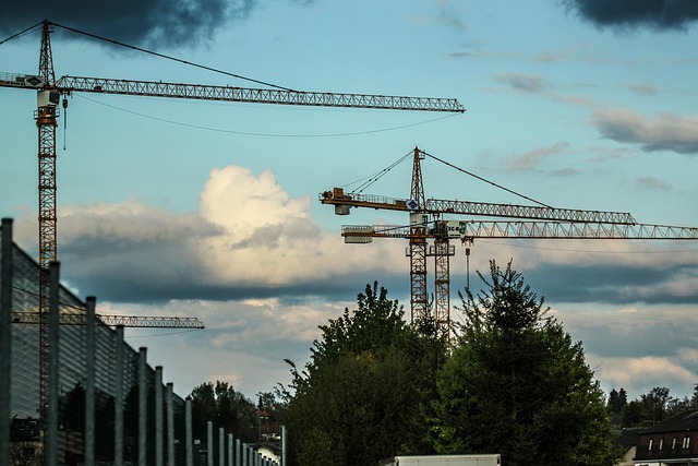 landscape-construction-640x480-60540929.jpeg