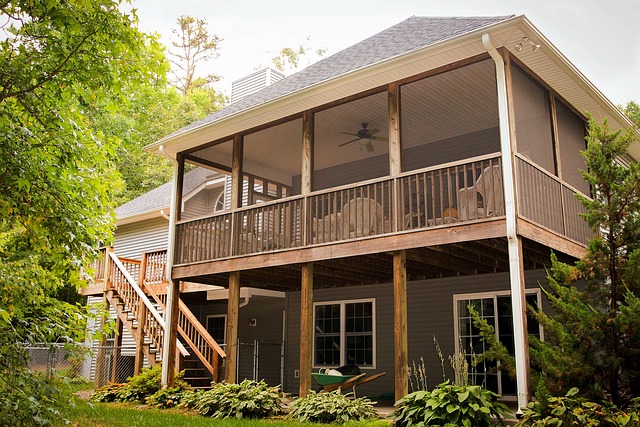 Transform Your Space, Save Big: Affordable Windsor Deck & Fence Installation