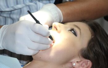 teeth-whitening-640x480-74409997.jpeg