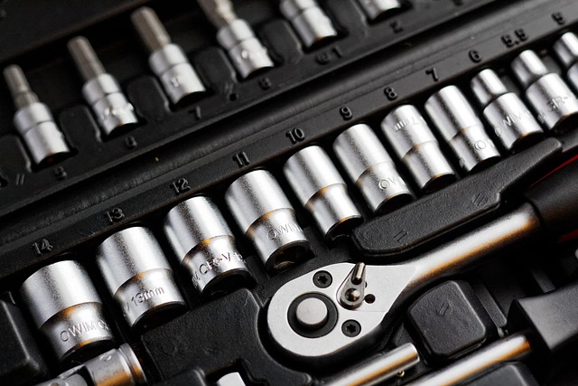 Streamline Your Garage: Easy Kit Installation, Save Time!