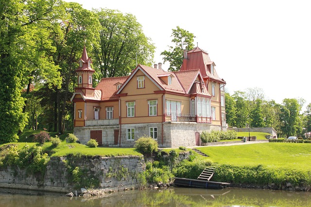 Transform & Save: Garlatti’s Free Design Boosts Windsor Home Value