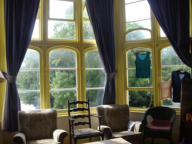 Elevate Your Muskoka Cottage: All-Season Style, Free Consultation.