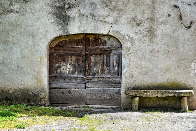 Save Money on Garage Door Repairs: Free Expert Sensor Adjustment Near You